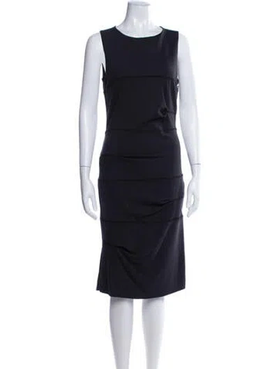 Pre-owned Nicole Miller Bateau Neckline Knee-length Dress In Gray