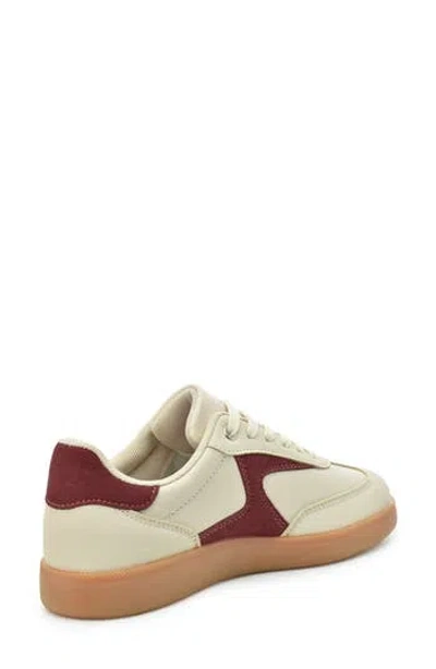 Nicole Miller Colorblock Low Top Sneaker In Burgundy Beige