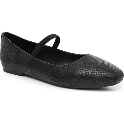 Nicole Miller Faux Leather Flar In Black