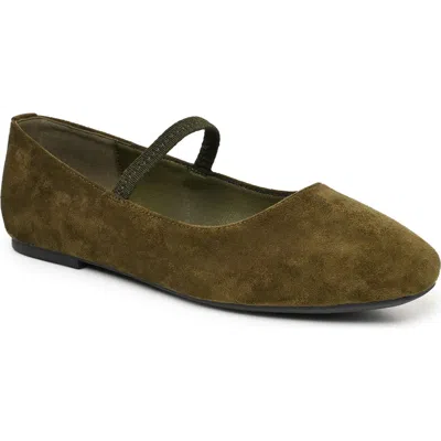 Nicole Miller Faux Leather Flar In Green