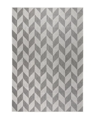 Nicole Miller New York Patio Country Calla Indoor/outdoor Rug In Black