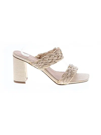 Pre-owned Nicole Miller Sandals In Ivory