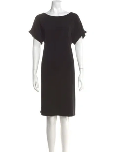 Pre-owned Nicole Miller Scoop Neck Knee-length Dress In Gray
