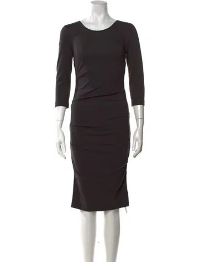 Pre-owned Nicole Miller Scoop Neck Knee-length Dress In Grey