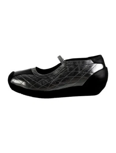 Pre-owned Nicole Saldaña Leather Patterned Sneakers In Black