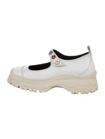 Pre-owned Nicole Saldaña Leather Studded Accents Sneakers In White