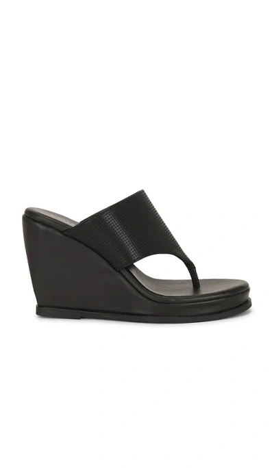 Niihai Spring Wedge Sandal In Black