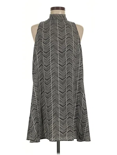 Pre-owned Nik And Nash Casual Dress In Gray