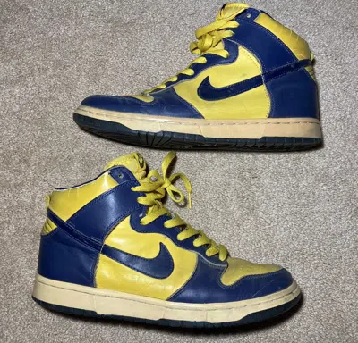 Pre-owned Nike 1999  Dunk Michigan Team Color 99 Us9 Vintage Og Sb 90's Shoes In Yellow