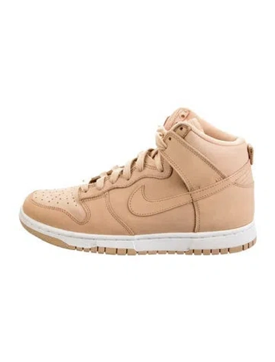 Pre-owned Nike 2022 Leather Sneakers In Neutral