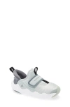 Nike 23/7.2 Easyon Sneaker