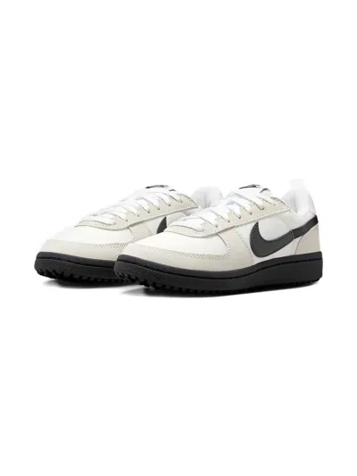 Nike Kids' 82 General Trainers In White