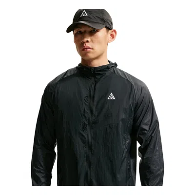 Nike Acg Aries Uv Protection Jacket 'black Summit White' In Green