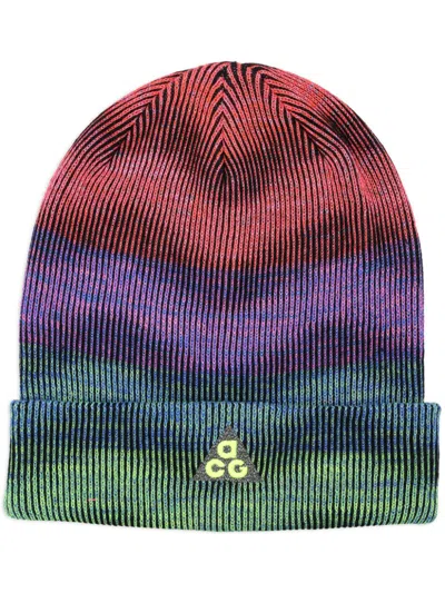 Nike Acg Beanie In Rot