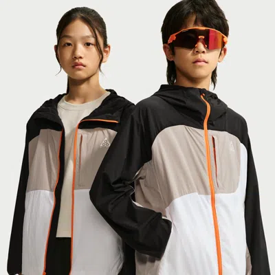 Nike Acg Big Kids' Five Towers Jacket In Black