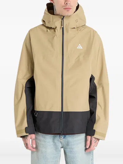 Nike Acg Misery Ridge Hooded Jacket In Green