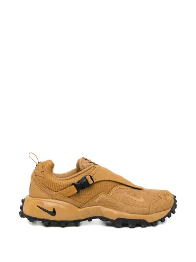 Nike Acg Phassad Sp Sneakers In Brown