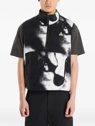 Nike Acg Printed Half-zip Vest In Black