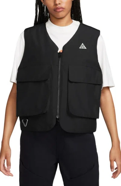 Nike Acg Skull Peak Water Repellent Reversible Primaloft® Vest In Multi