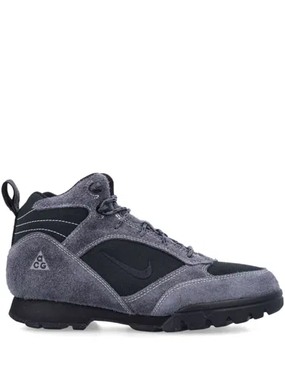 Nike Acg Torre Mid Waterproof Sneakers In Grau