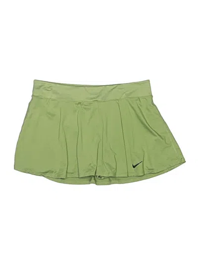 Pre-owned Nike Active Skort In Green