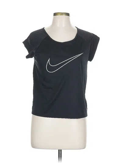 Pre-owned Nike Active T-shirt In Black