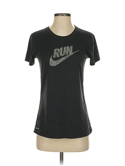 Pre-owned Nike Active T-shirt In Black