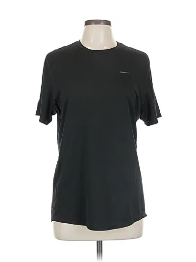 Pre-owned Nike Active T-shirt In Black
