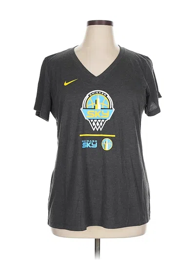 Pre-owned Nike Active T-shirt In Gray