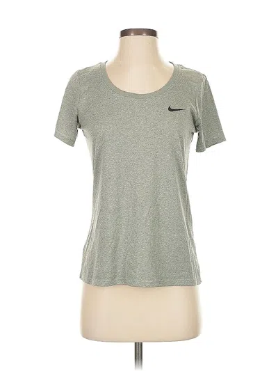 Pre-owned Nike Active T-shirt In Gray