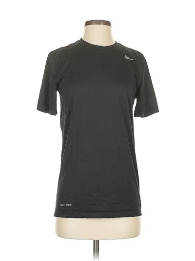 Pre-owned Nike Active T-shirt In Gray
