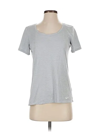 Pre-owned Nike Active T-shirt In Gray