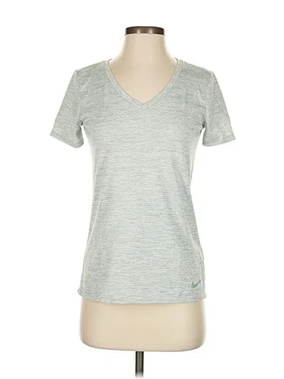 Pre-owned Nike Active T-shirt In Gray