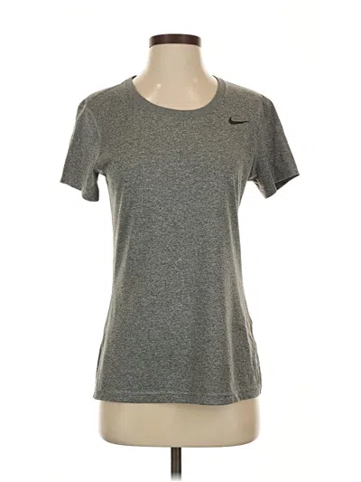Pre-owned Nike Active T-shirt In Gray