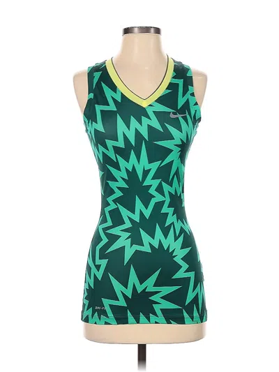 Pre-owned Nike Active T-shirt In Green