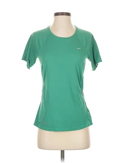 Pre-owned Nike Active T-shirt In Green
