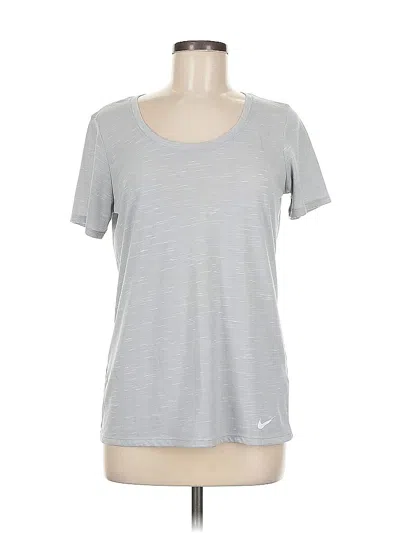 Pre-owned Nike Active T-shirt In Silver