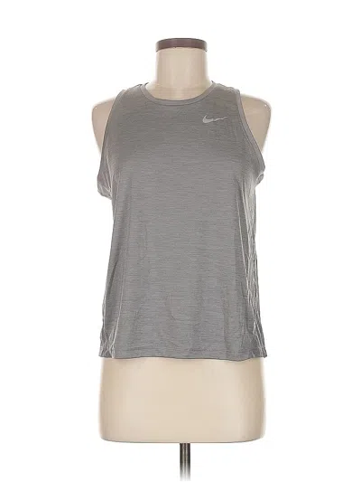 Pre-owned Nike Active Tank Top In Gray