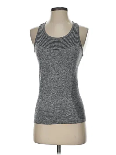 Pre-owned Nike Active Tank Top In Gray