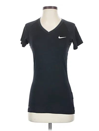 Pre-owned Nike Active T-shirt In Black
