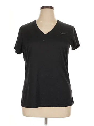 Pre-owned Nike Active T-shirt In Black