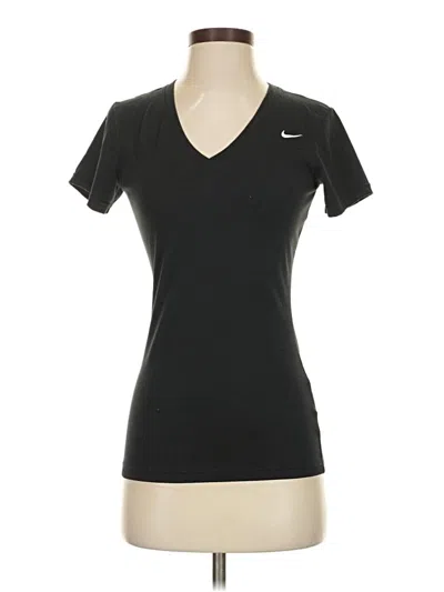 Pre-owned Nike Active T-shirt In Black