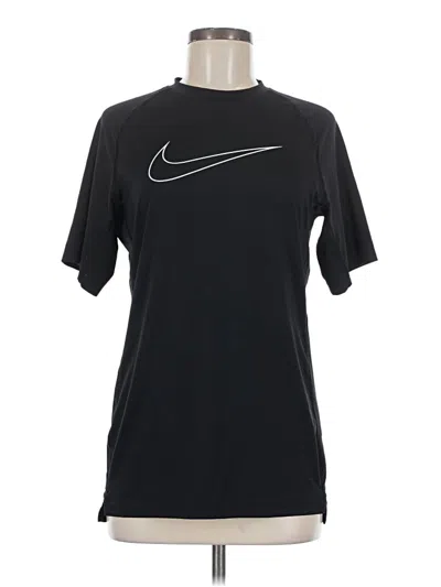 Pre-owned Nike Active T-shirt In Black