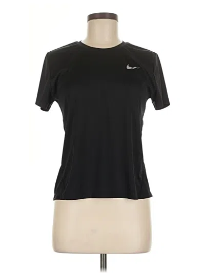 Pre-owned Nike Active T-shirt In Black