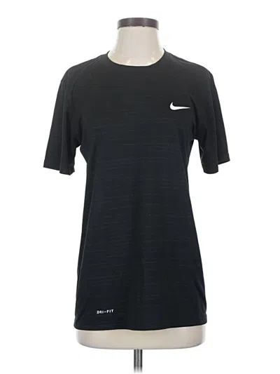 Pre-owned Nike Active T-shirt In Black
