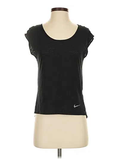 Pre-owned Nike Active T-shirt In Black