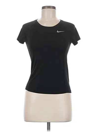 Pre-owned Nike Active T-shirt In Black