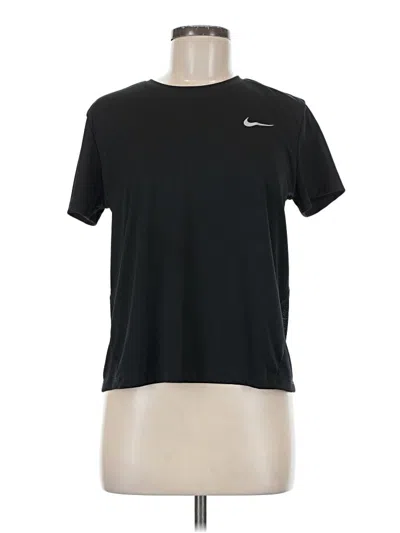 Pre-owned Nike Active T-shirt In Black