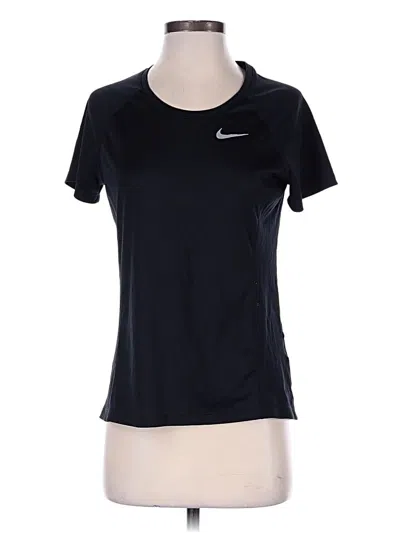 Pre-owned Nike Active T-shirt In Black