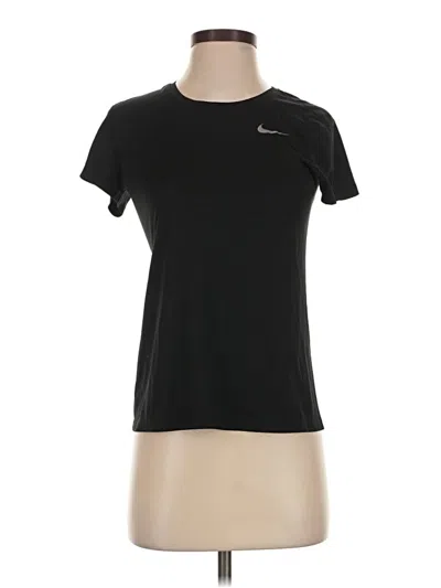 Pre-owned Nike Active T-shirt In Black